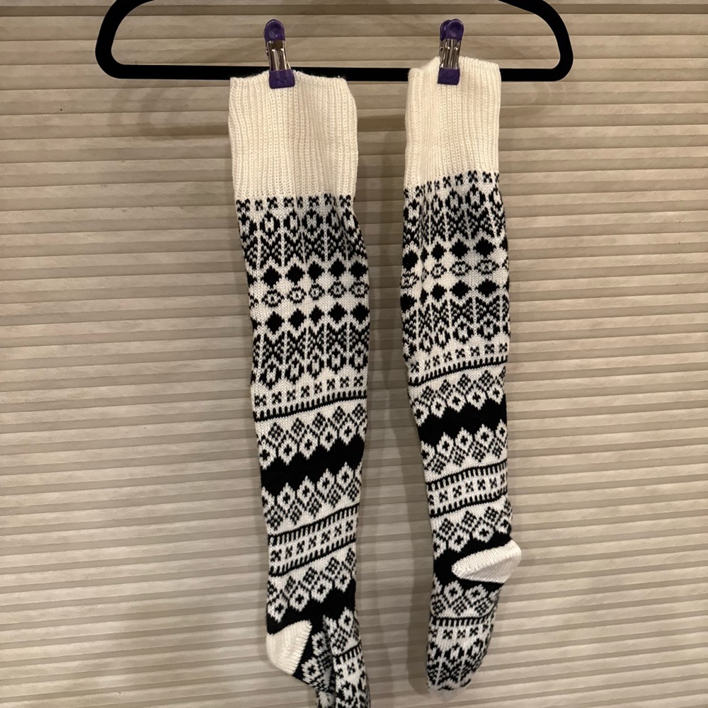 Torrid Wide Calf Black and White Patterned Women's Socks